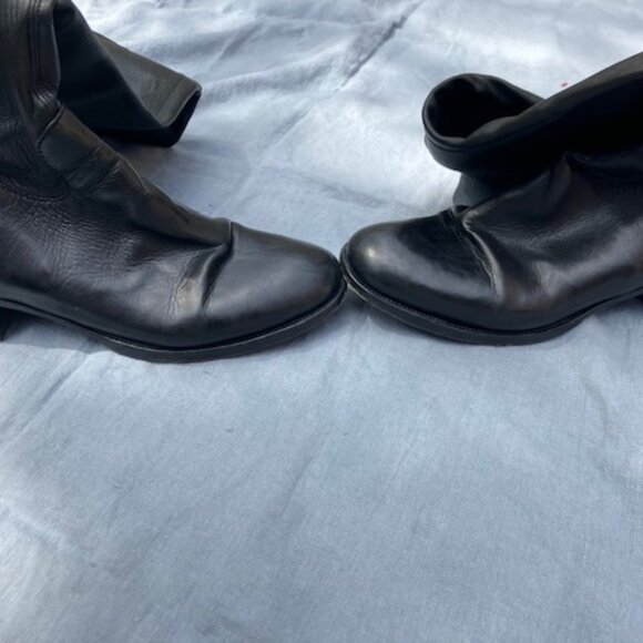 Black PRADA Thigh-High Over the Knee Leather Flat Boots - Picture 5 of 10